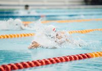 Mit Schwimmen Körperfett reduzieren auf koerperfett-analyse.de